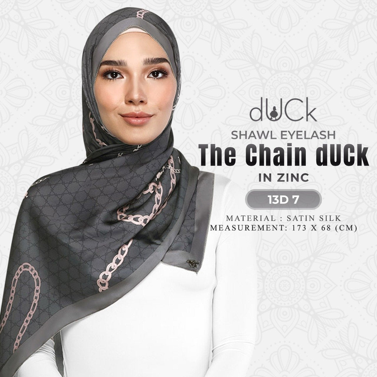 The Chain dUCk Shawl Eyelash Collection